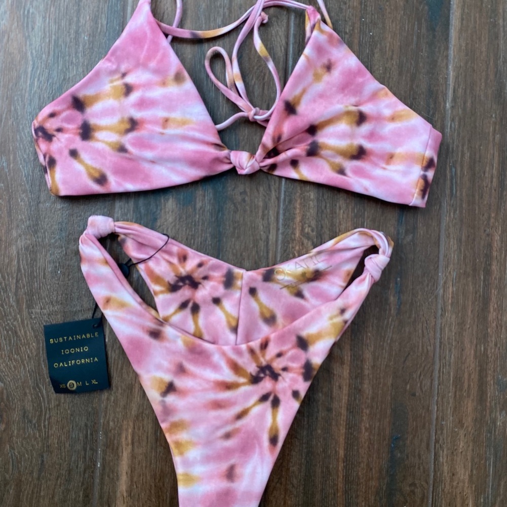 NWOT Skatie Tie Dye bikini size M top/S bottom
